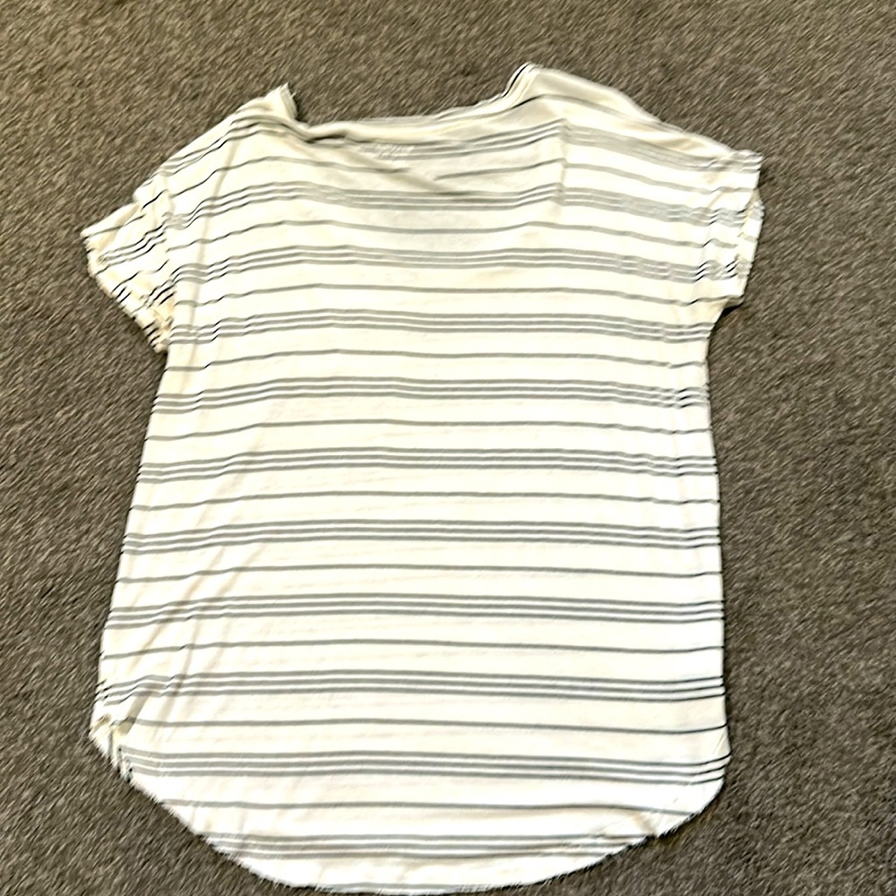 Striped Tee - Picture 6 of 7